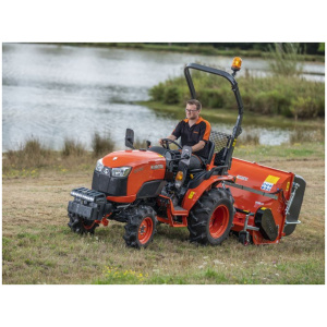 Traktor Kubota B2261 D Rops