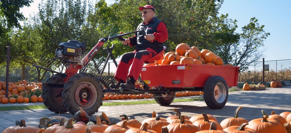 Záhradný malotraktor